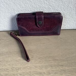 Frye Melissa Snap Leather Phone Wallet – Red